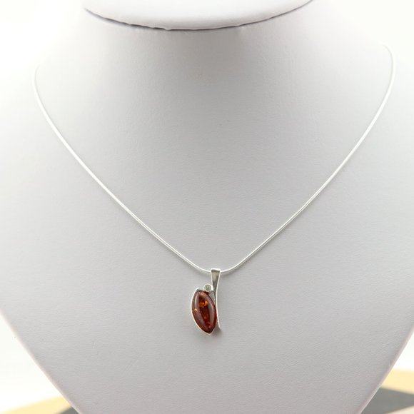 Sterling silver necklace with natural Baltic amber, 925 sterling silver necklace - Picture 6 of 9